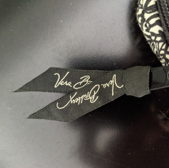 Vera Bradley Makeup Bag - Picture 5 of 6